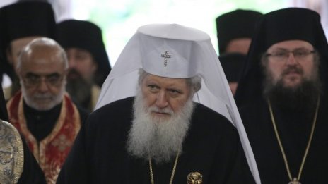 Църквата издаде нов тираж компактдискове на &dagger;Неофит 