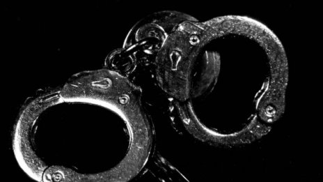В Кърджали задържаха обявен за издирване чужденец