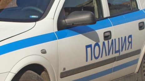 Пернишки полицаи се натъкнаха на крадени авточасти