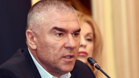 Марешки изненада НС, не чете реч. Зове за прагматизъм