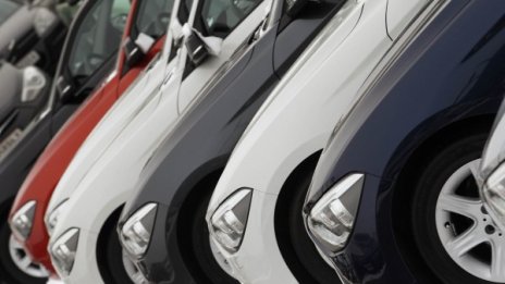 Продажбите на коли у нас с рекорд, втори по ръст сме в ЕС