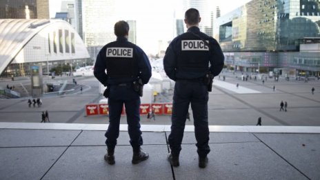 Нападателят в Париж прекарал 14 години в затвора