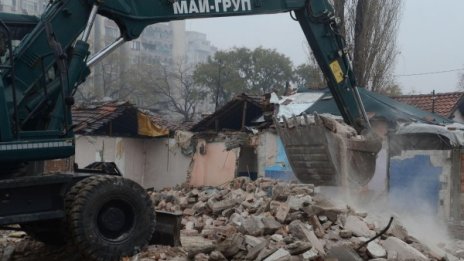 Съдът в Страсбург спря събарянето на ромски къщи в Пловдив