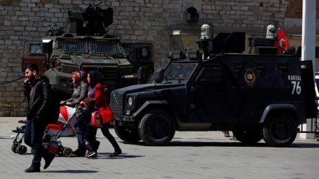 Екшън в Истанбул: Убиха ирански магнат и кувейтския му партньор