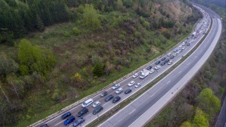 Бунт и морбили, уран&hellip; Българинът ще пътува и не се страхува!