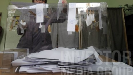 ДПС рулетка – Дурхан Мустафа вън, вътре Камен Костадинов