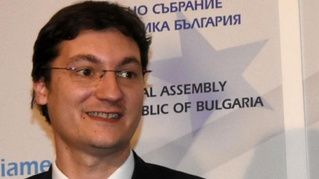 Депутатите срещу заплатите си! И вторият опит – неуспешен...