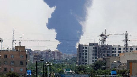 Защо и откога Израел и Иран са врагове, кои са съюзниците им?