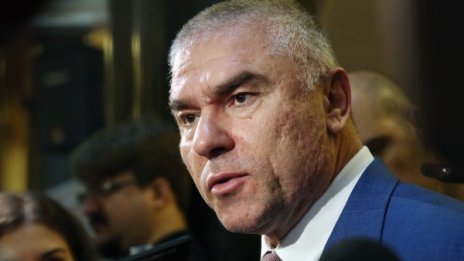 Един шамар побой ли е? Марешки не дава да го "сготвят"