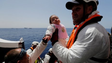 3000 мигранти спасени за ден в Средиземно море