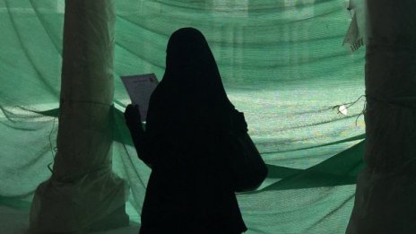 Кратка изневяра и&hellip; две години в моргата за наказание