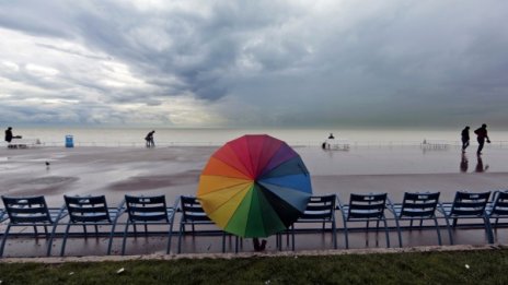 Времето днес: Облачно, с температури между 19° и 24°