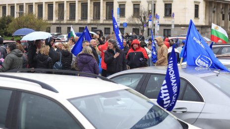 Автошествие заради увеличението на горивата СНИМКИ