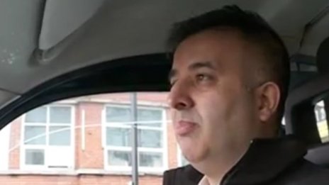 Един от спасителите &ndash; Боб, британец с пакистански корени 