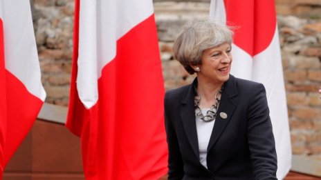 Сметките на Тереза Мей може и да излязат криви