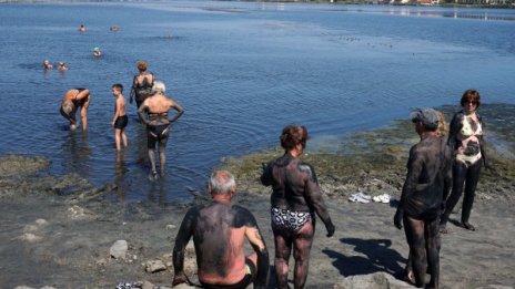 Пращат децата на Хитрино на море в Поморие