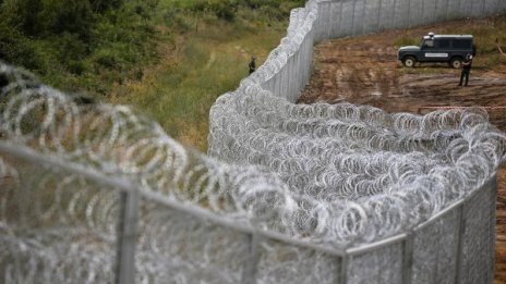 ГЕРБ-аджии нагледаха границата, доволни са от оградата 