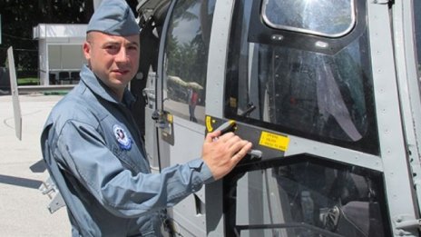 С пълен военен церемониал ще бъде почетен майор Анастасов