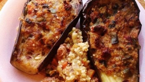 Рецептата Dnes: Патладжани с кайма и булгур
