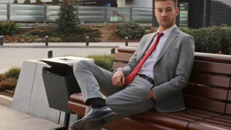 Кезим Медев – горд, че е в УНСС, иска да работи за имиджа му!