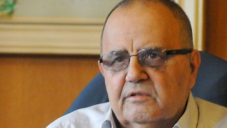 Кирилицата от Византия? Толкова си знае Карпов, спортист е!
