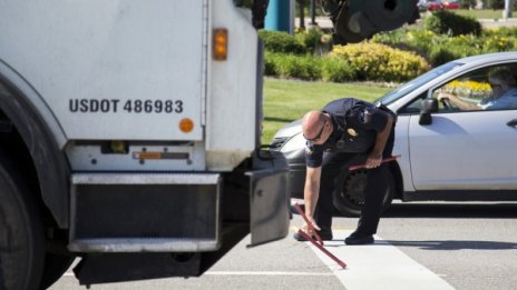 С вик "Аллах акбар" канадец намушка полицай в САЩ