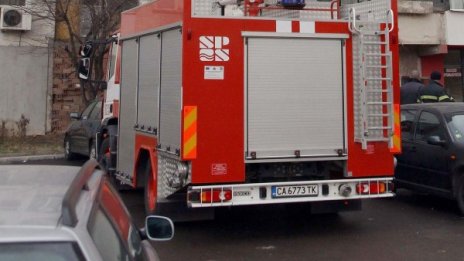 Склад в "Студентски град" пламна, няма пострадали