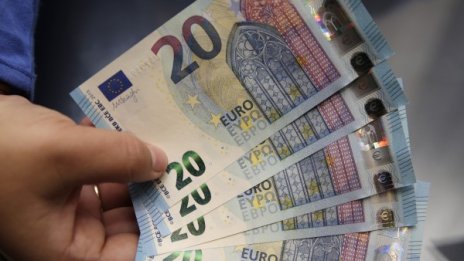 Вече 20 години валутен борд, но още пазел стабилността