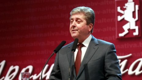 И Първанов призова да помогнем на Скопие за НАТО и ЕС