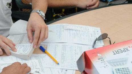 Данъчните спретнаха над 5000 проверки по Черноморието