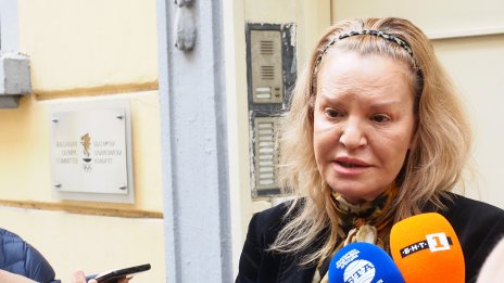 Агенцията по вписванията отказа да заличи Костадинова като шеф на БОК