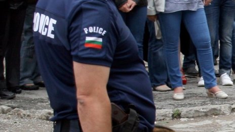 Полицаите без униформи – с обезщетение. Следват сметки
