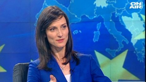 Габриел: Има хиляди съдържания, подбуждащи към насилие