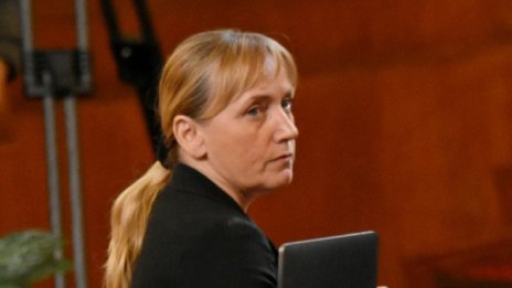 Eлена Йончева на границата, подаде сигнал за мигранти