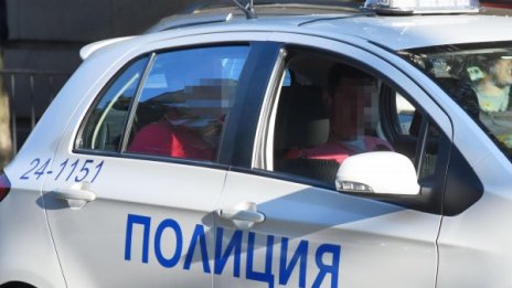 4 900 лв. и ?260 в чантичка откраднаха в Монтанско 