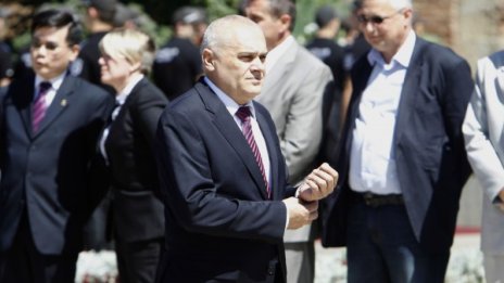 Не разбирам протестите на полицаите, призна МВР-шефът