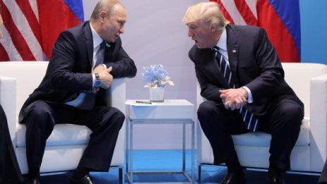 Тайна вечеря на Тръмп и Путин? Само неформален разговор