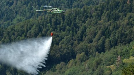 Хеликоптер Ми-17 отива да гаси пожарите в Черна гора