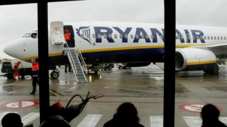 Шефът на Ryanair към пътниците: Спрете да мрънкате!