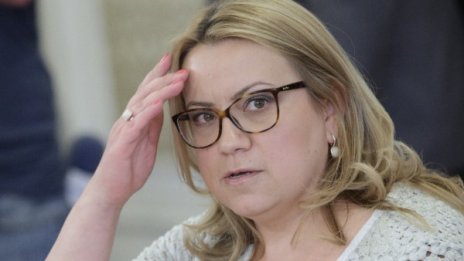 Златева: Не сме уволнявали в НДК, за да има приемственост!