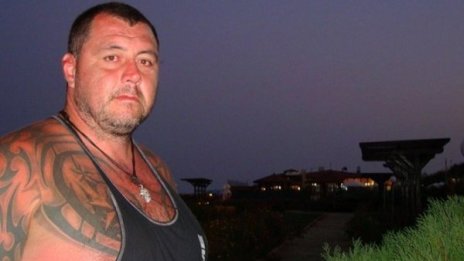 Версиите за убийството на Божилов - от куче до случайност