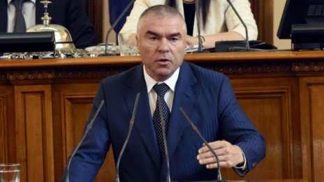 И Марешки вдига сватба, дава дъщеря си на скромно момче 