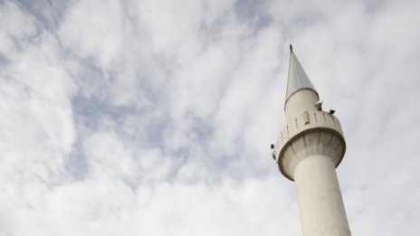 Заплати за имамите няма, Дианетът спря парите 