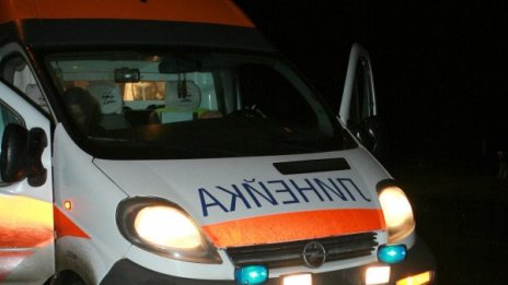 Баба и дете са в болница след побой във Велико Търново