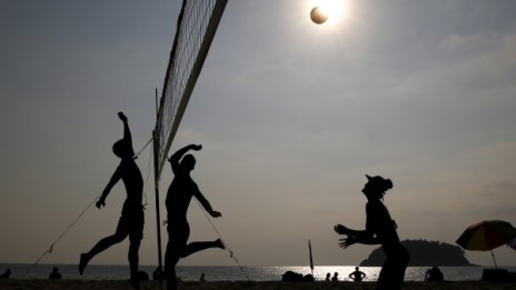 Слънчево, горещо, морно... Температурите &ndash; до 37&deg;С