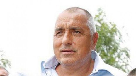 Лятото на Борисов: На поход за сафрид, но само разходка с лодка