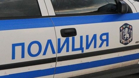 Нападнаха с нож таксиджия в Русе