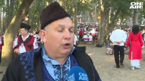 10 хил. българи облякоха народни носии в Жеравна