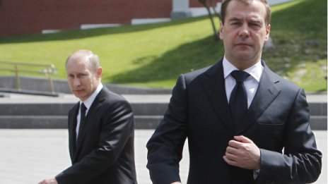 Медведев, Собянин, Шойгу... Кой ще е следващият президент на Русия?
