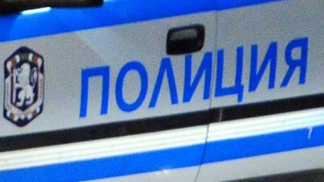 Стреляха с Калашников по гараж в Сандански